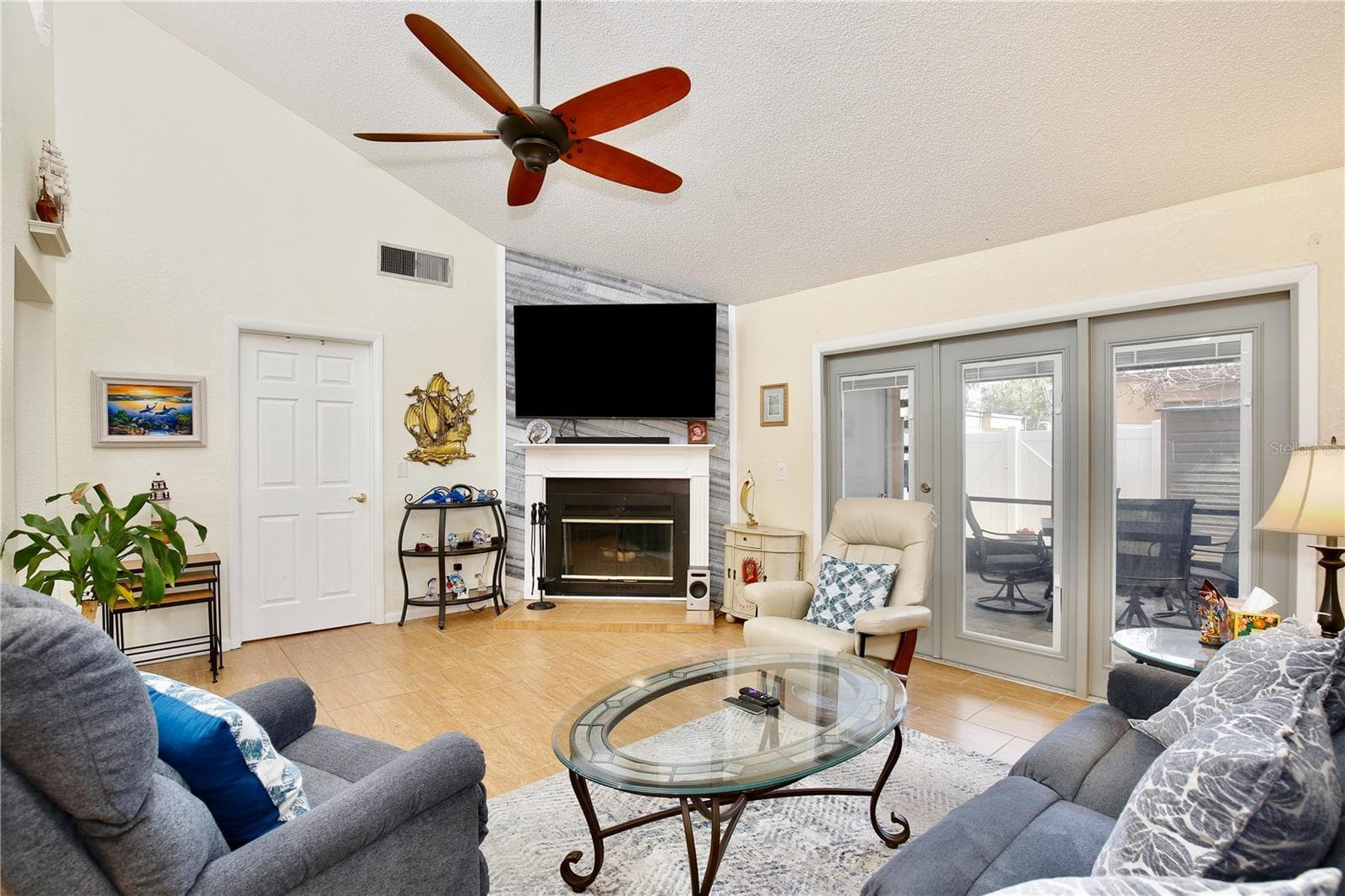 2339 INAGUA WAY — photo 12 of 32