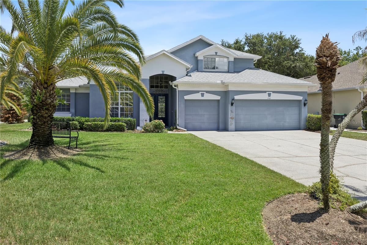 710 REGINA CIRCLE — photo 1 of 47