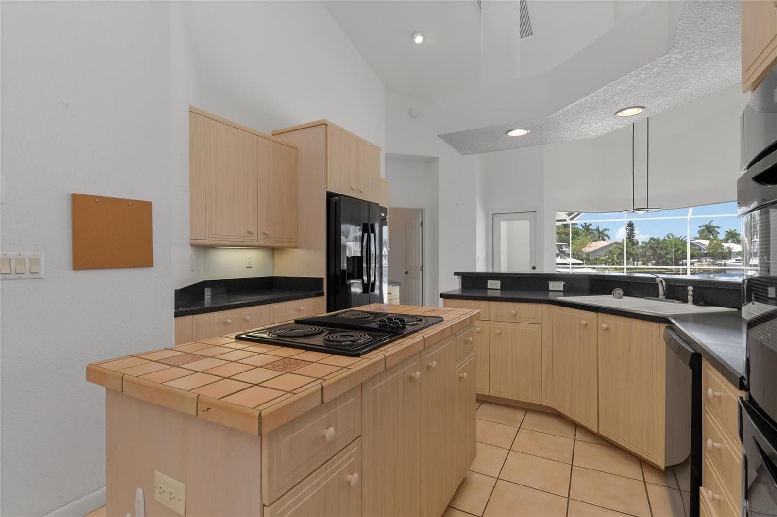 1401 KITTIWAKE DRIVE — photo 12 of 53