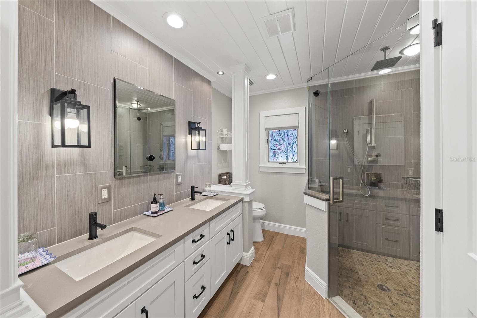 549 HALYARD LANE — photo 35 of 70