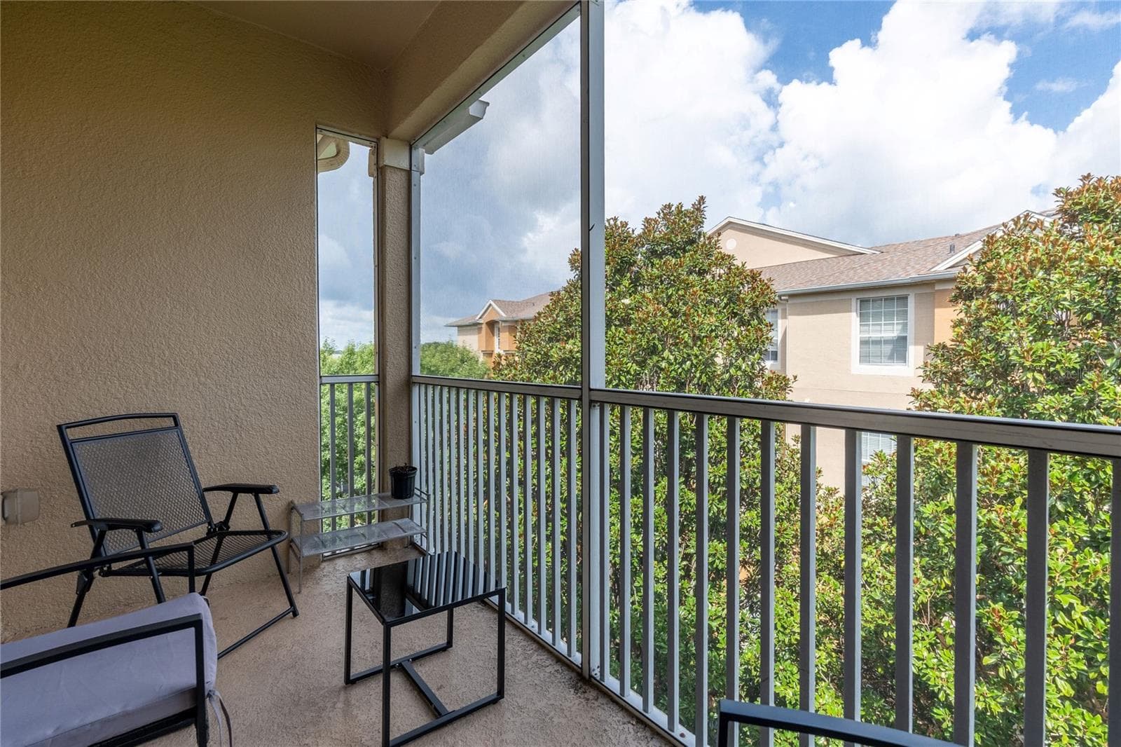 2484 SAN TECLA STREET — photo 7 of 32