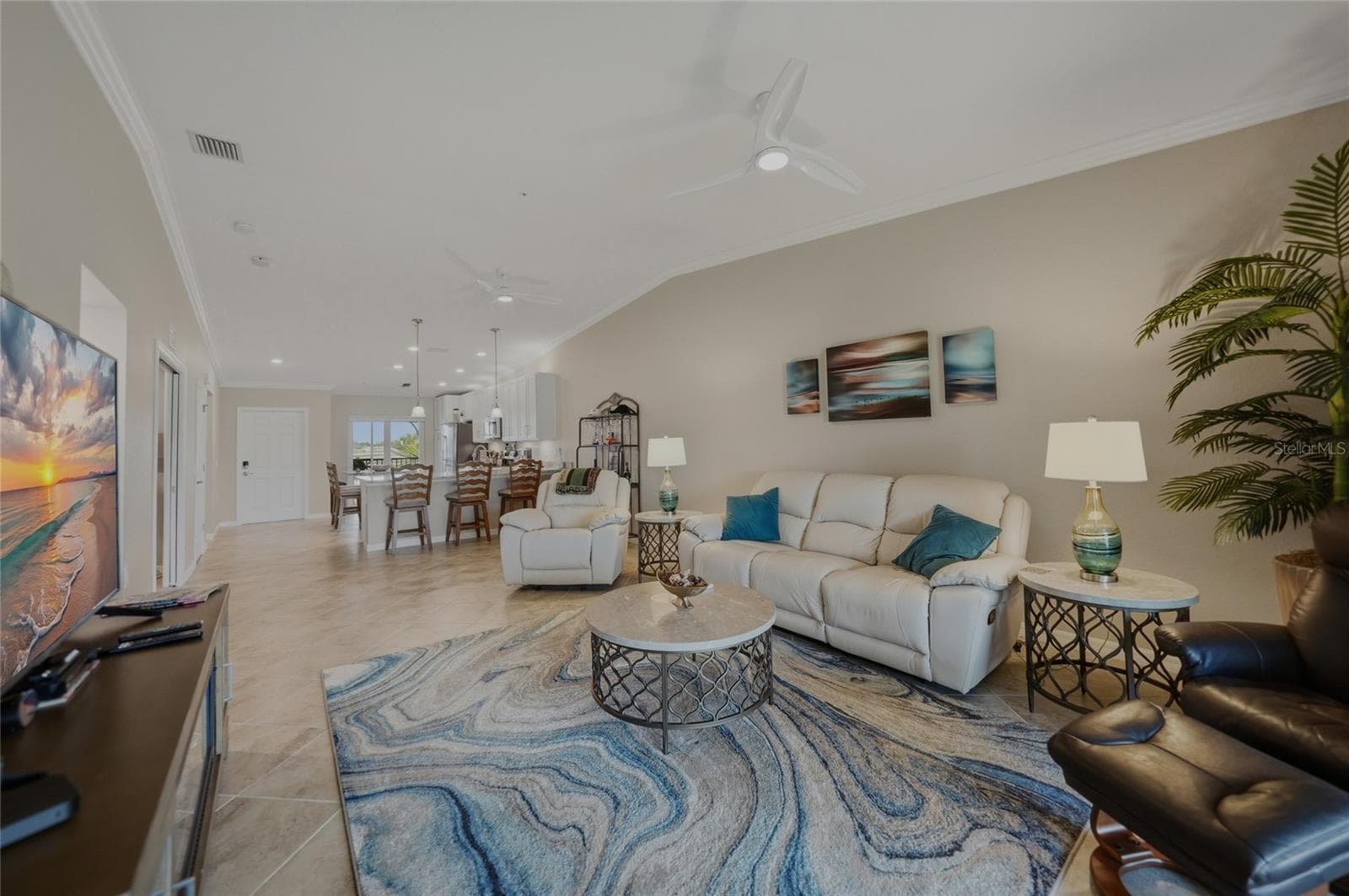 14040 HERITAGE LANDING BOULEVARD — photo 8 of 69