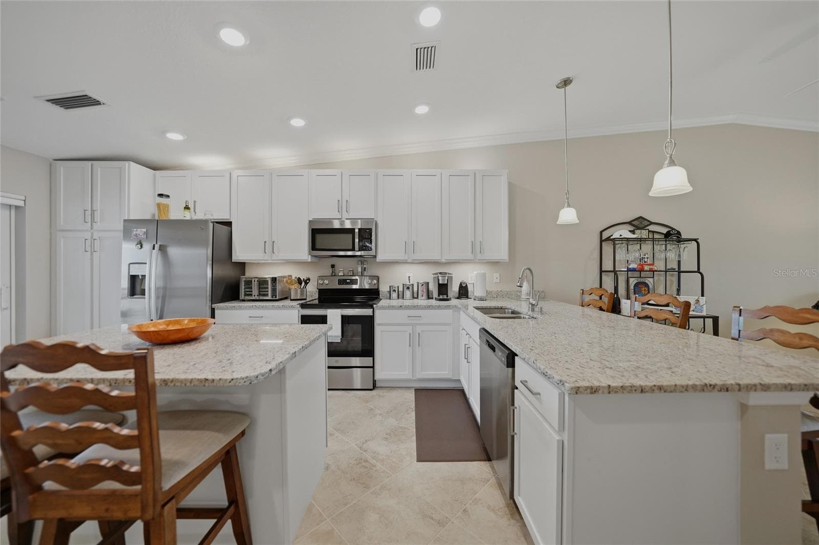14040 HERITAGE LANDING BOULEVARD — photo 16 of 69