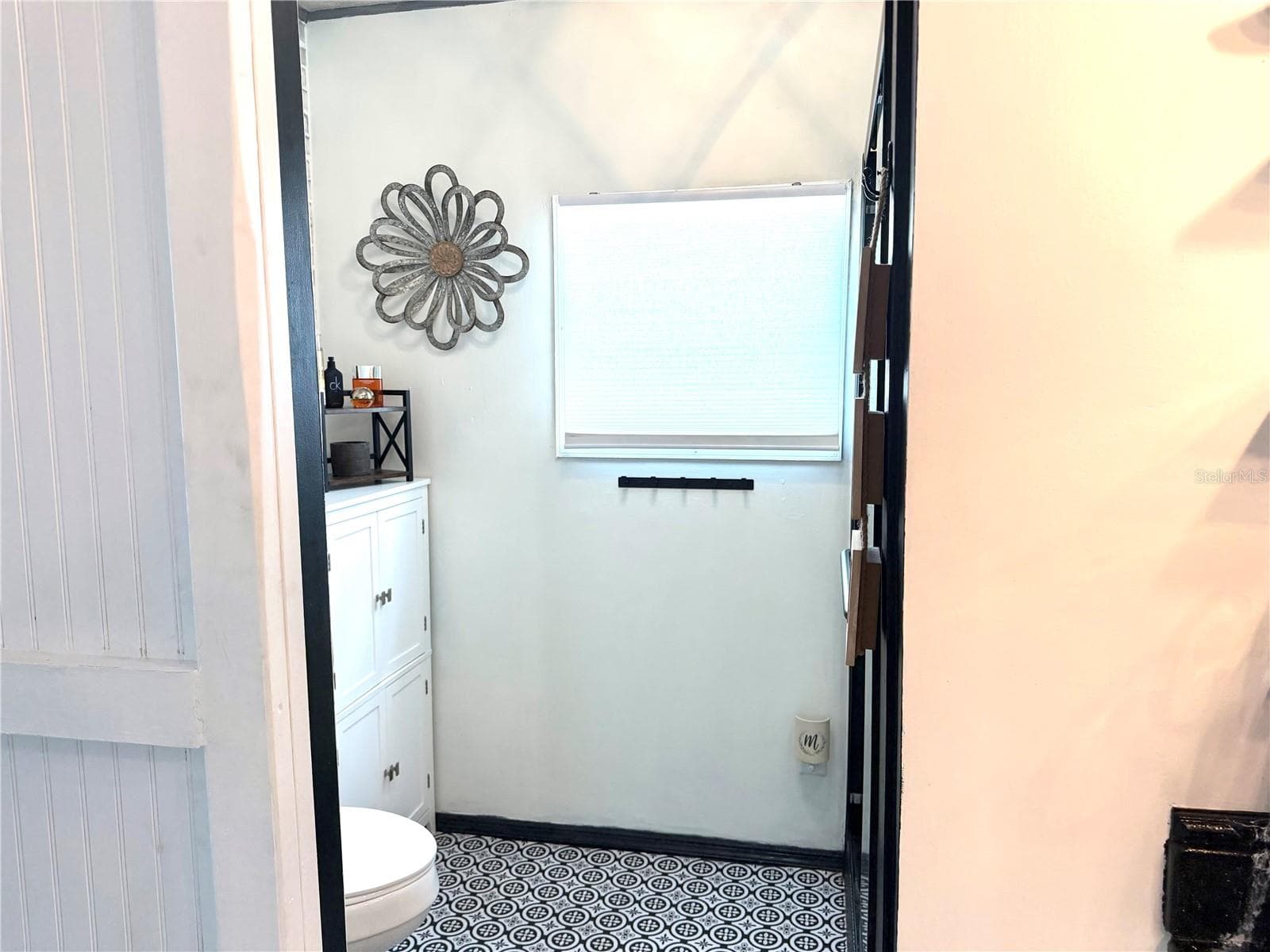 7313 FAIRLANE AVENUE — photo 20 of 35