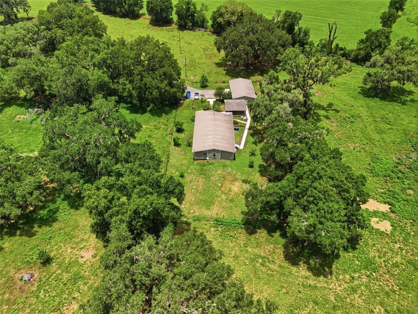 9468 JANMAR ROAD — photo 9 of 47