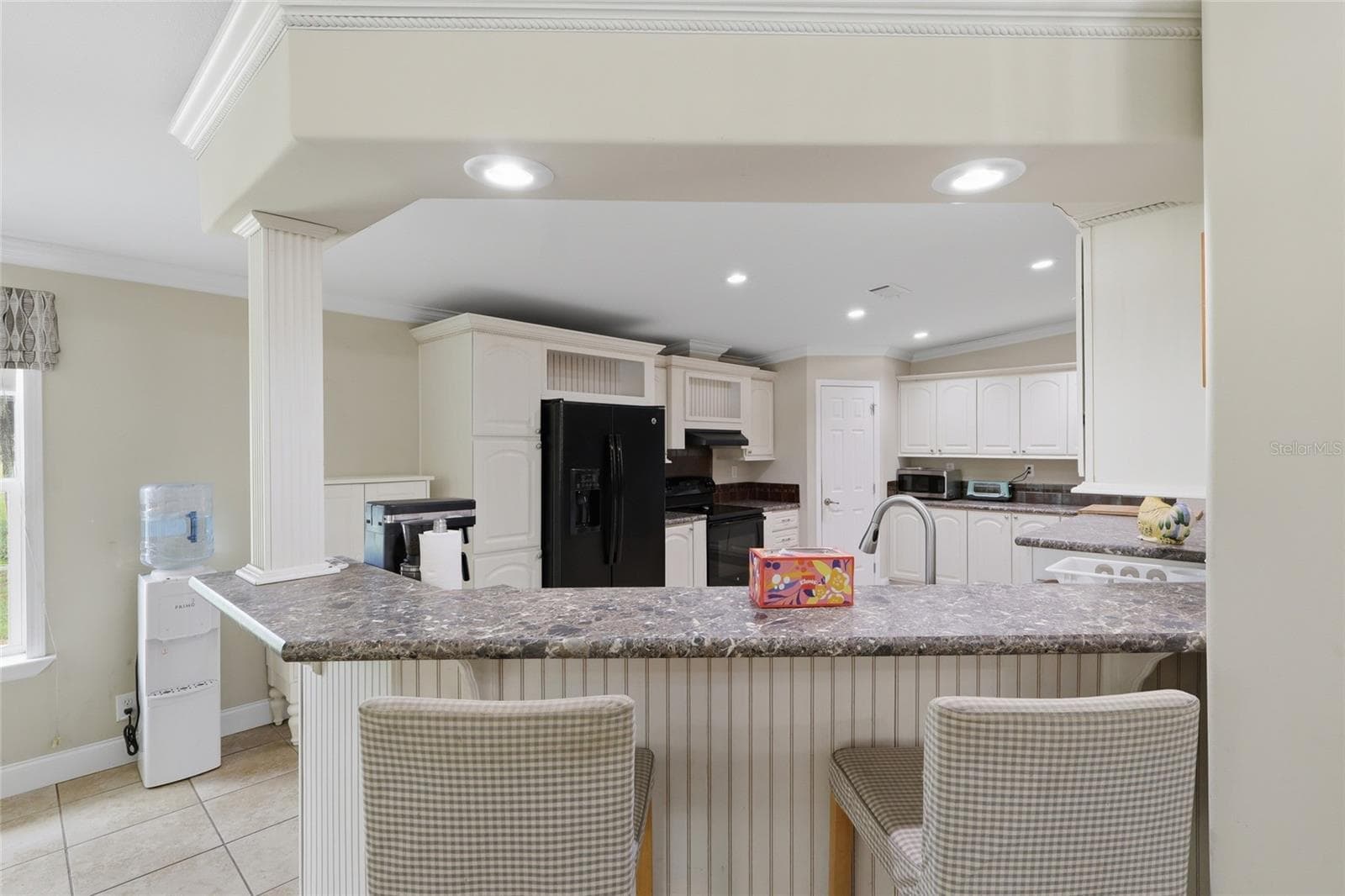 9468 JANMAR ROAD — photo 36 of 47