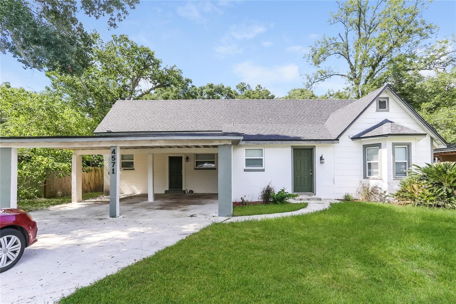 4571 PARK STREET — photo 1 of 24