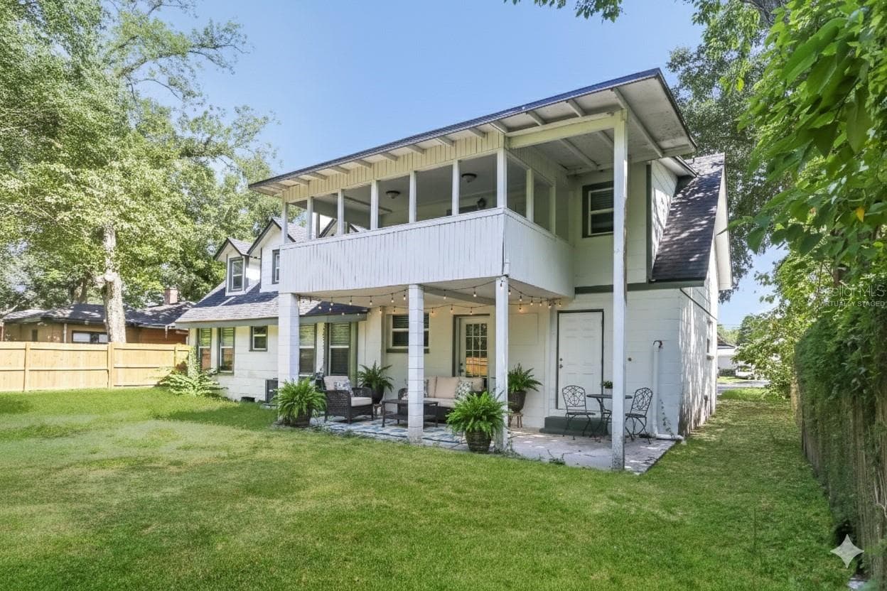 4571 PARK STREET — photo 6 of 24