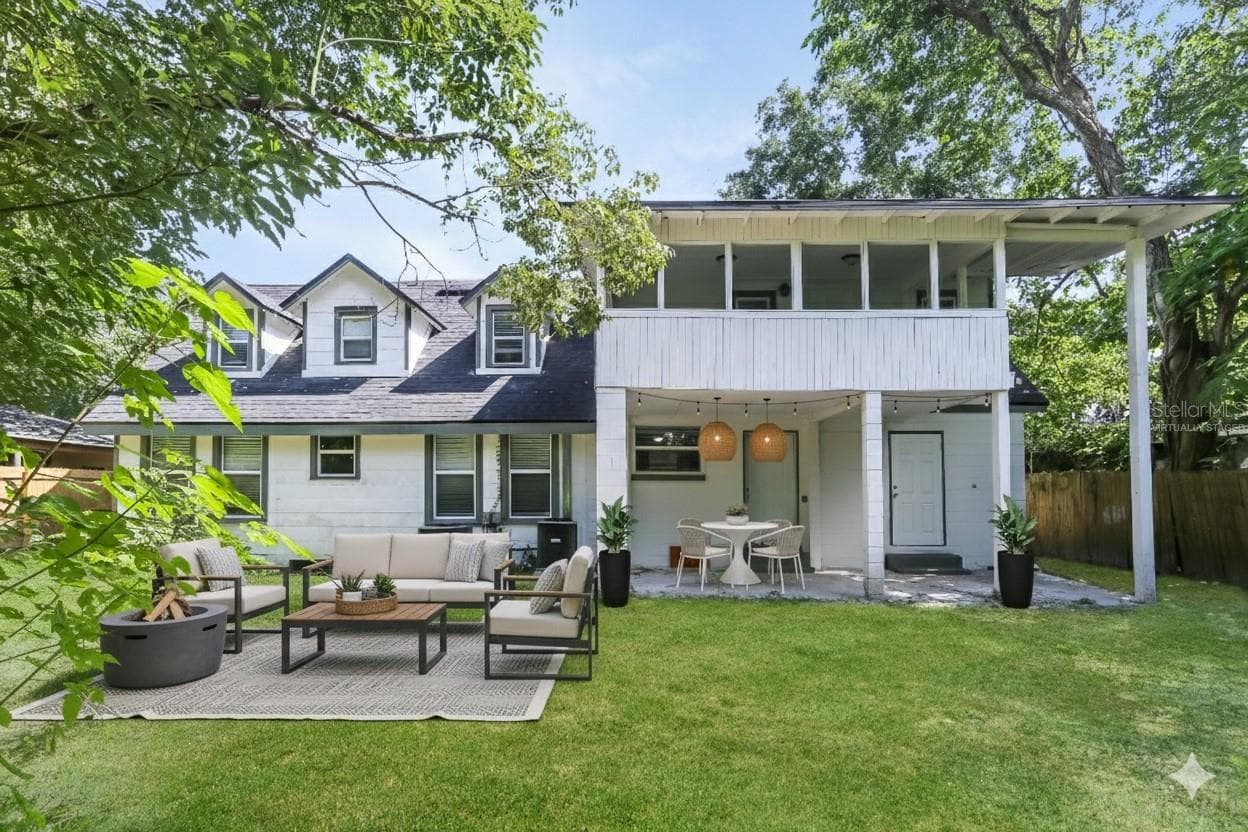 4571 PARK STREET — photo 7 of 24