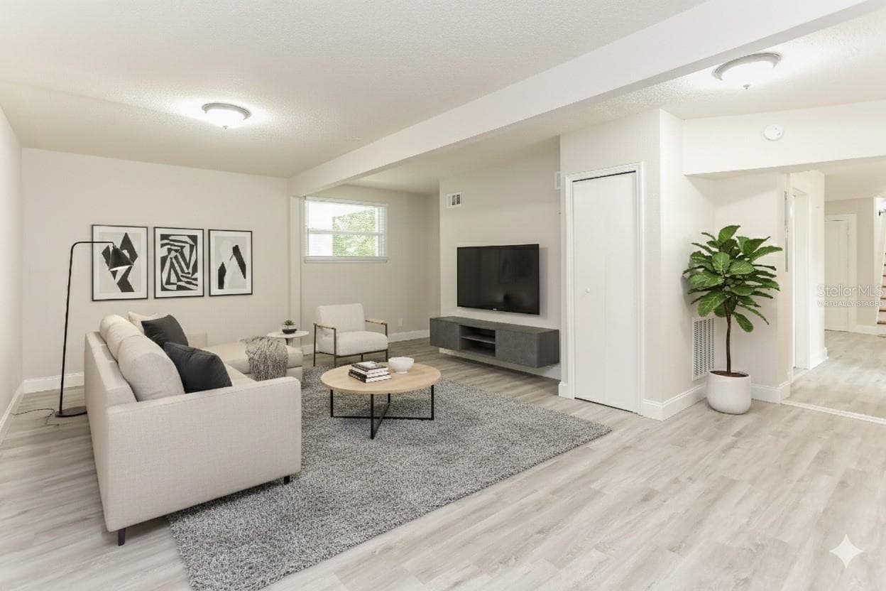 4571 PARK STREET — photo 3 of 24