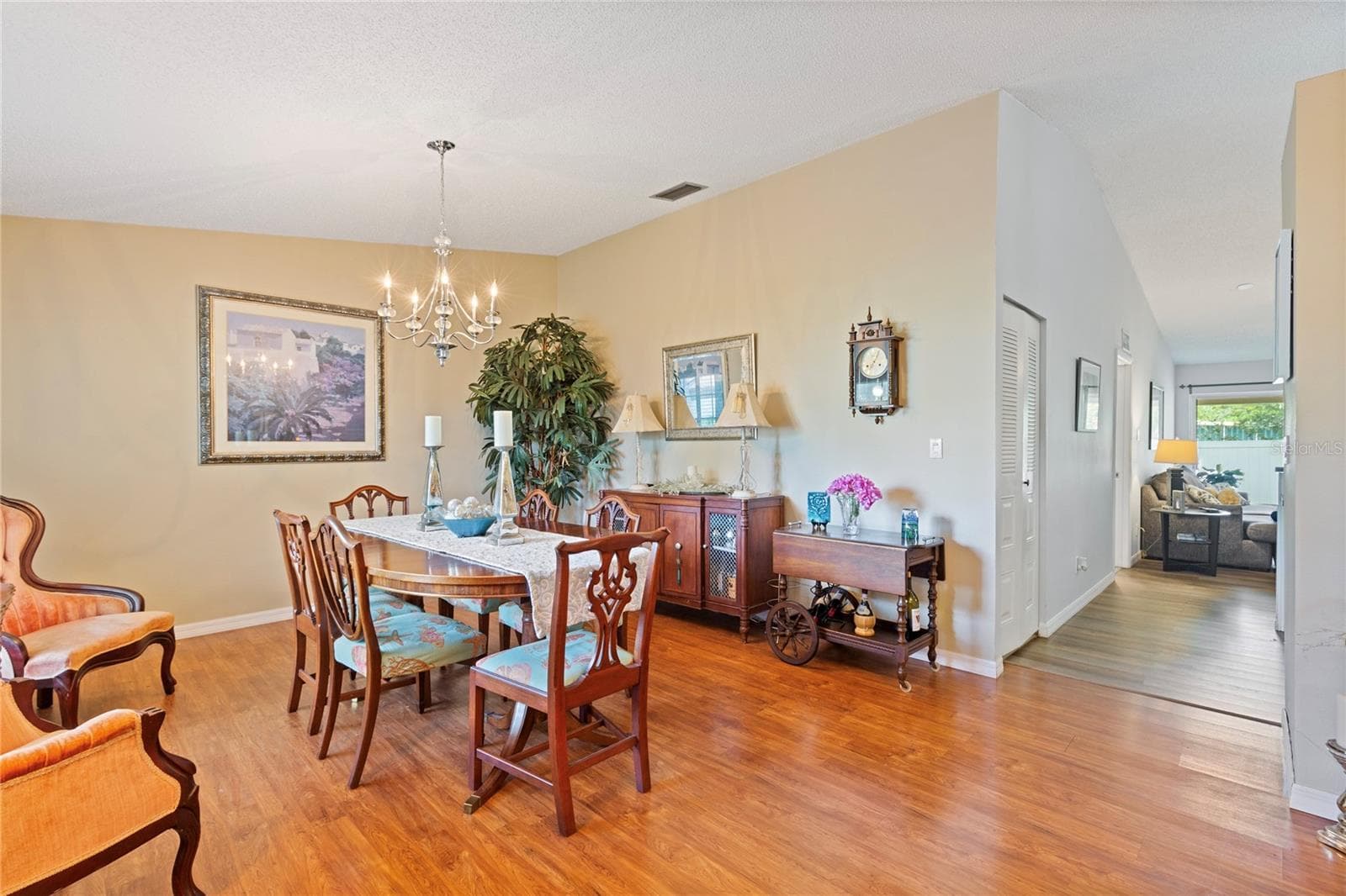 2220 MARSHALL DRIVE — photo 4 of 28