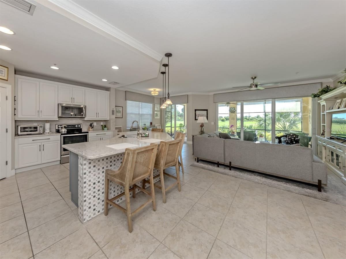 194 BELLA VISTA TERRACE — photo 14 of 72