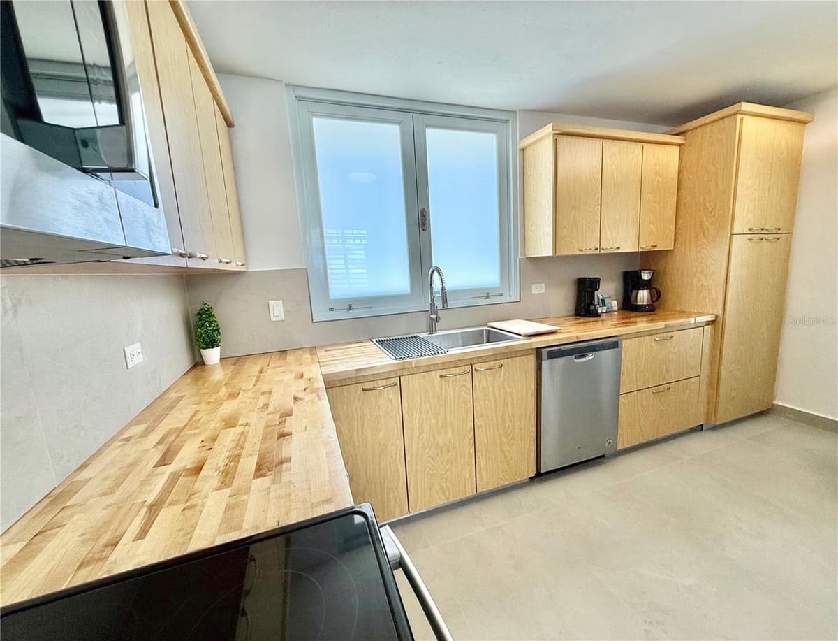 955 CALLE GAVIOTA — photo 30 of 53