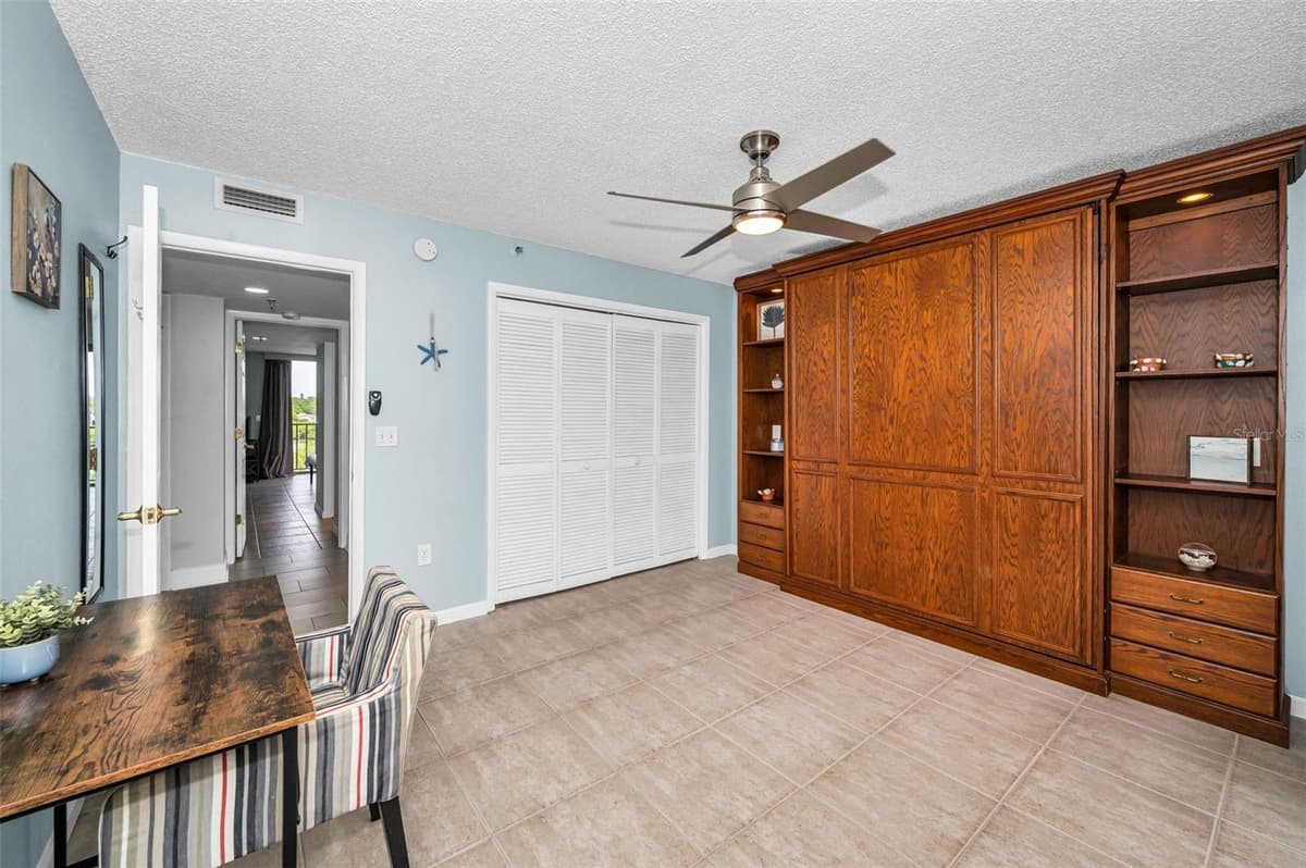 19111 VISTA BAY DRIVE — photo 61 of 94