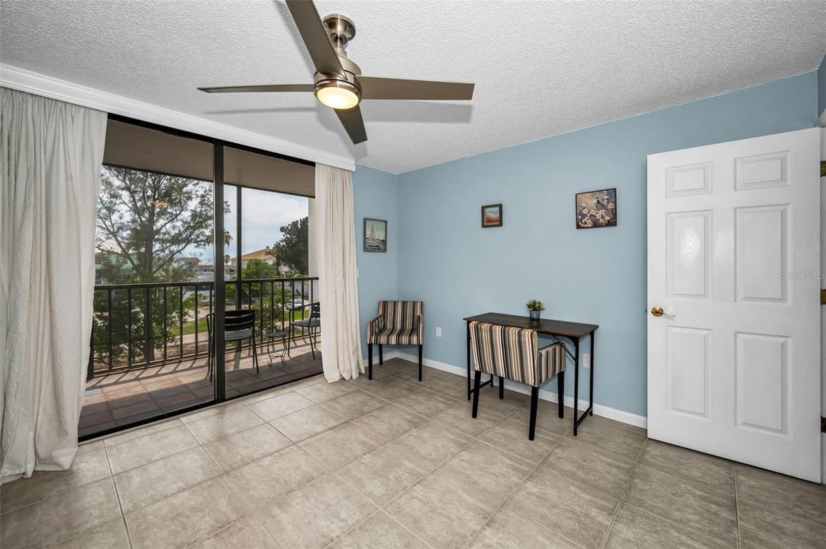 19111 VISTA BAY DRIVE — photo 59 of 94