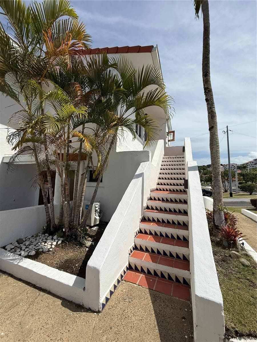 Cluster 2 6000 RIO MAR BOULEVARD — photo 2 of 52