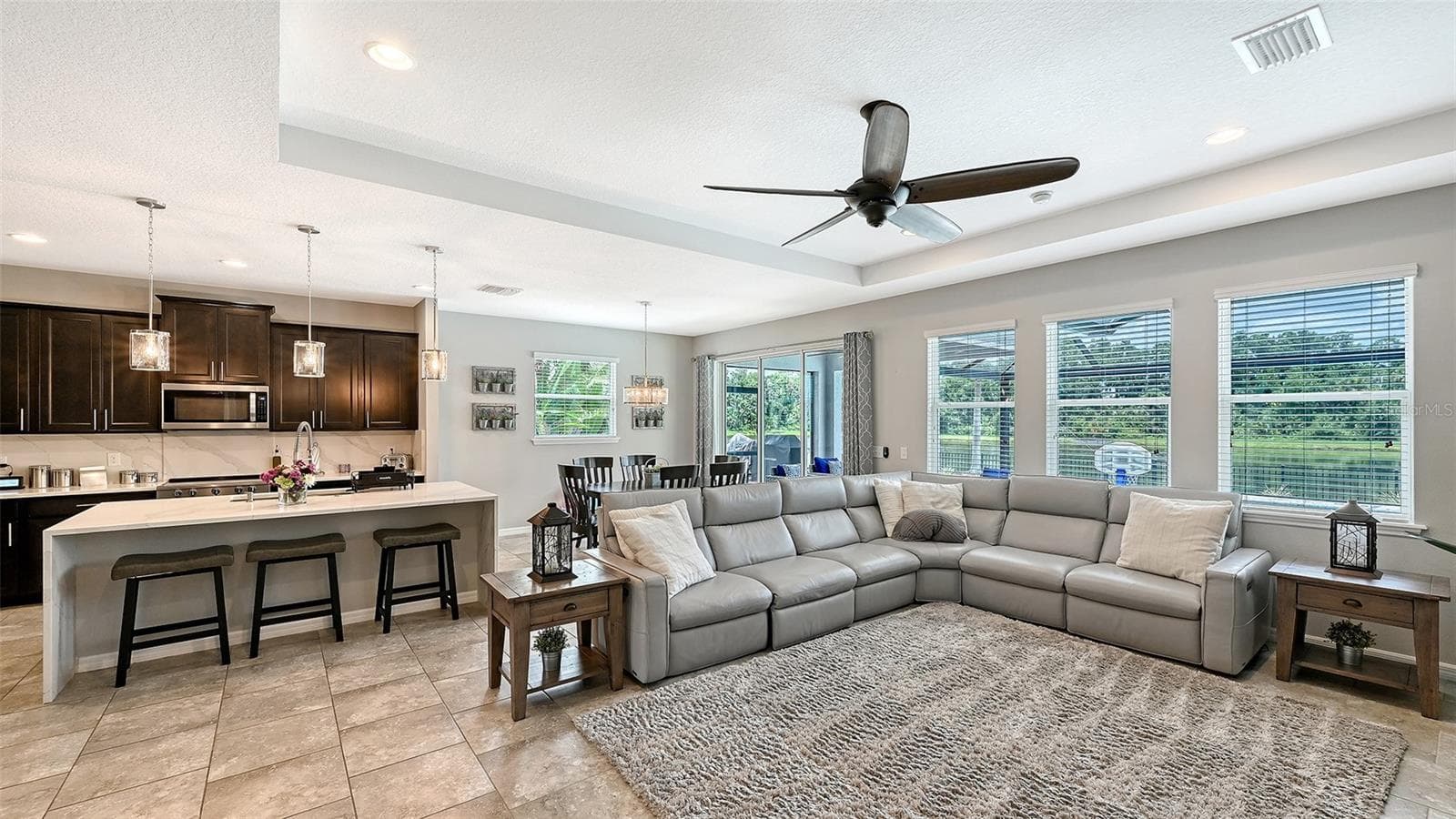 15112 LAS OLAS PLACE — photo 10 of 75