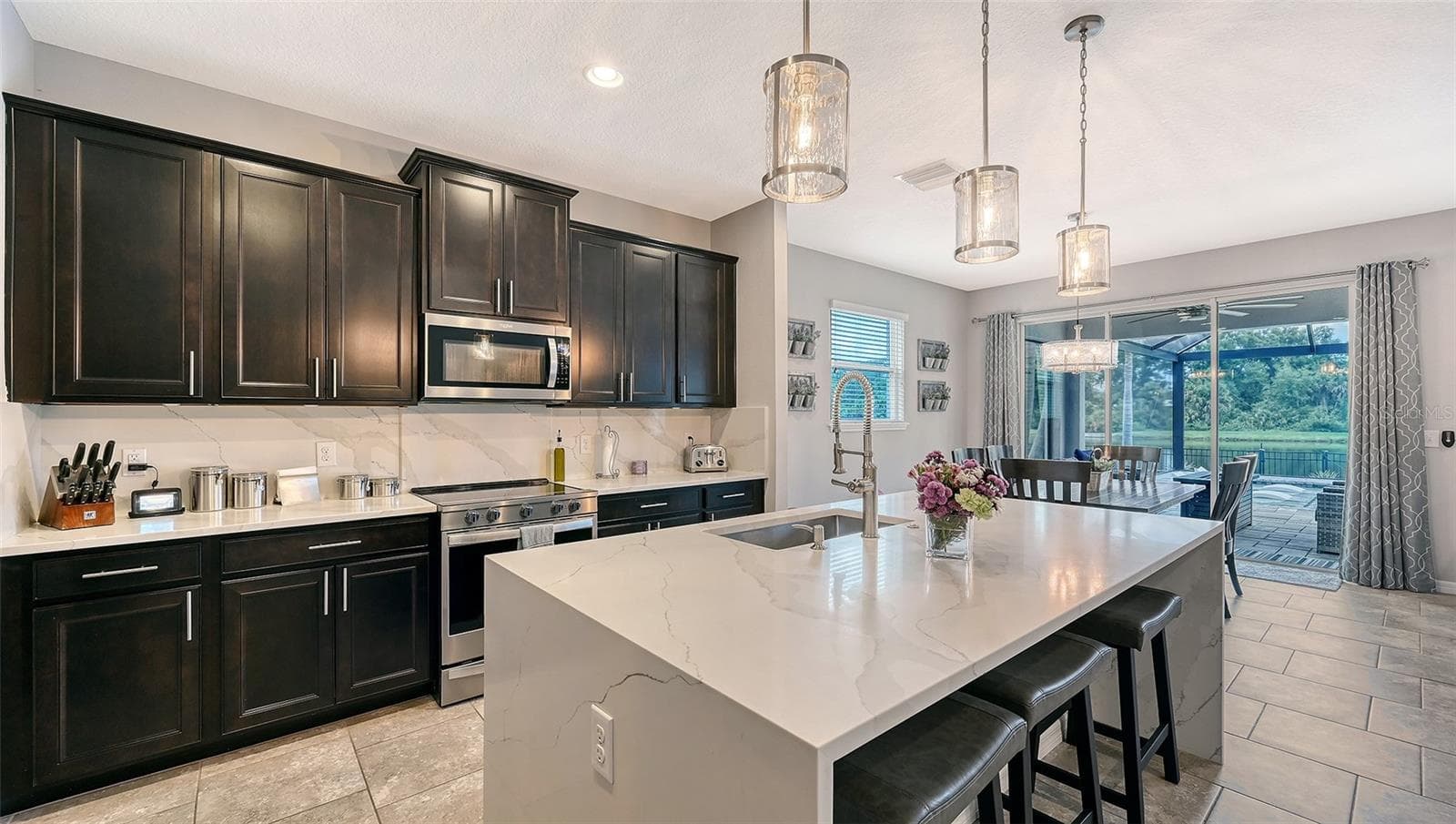 15112 LAS OLAS PLACE — photo 15 of 75