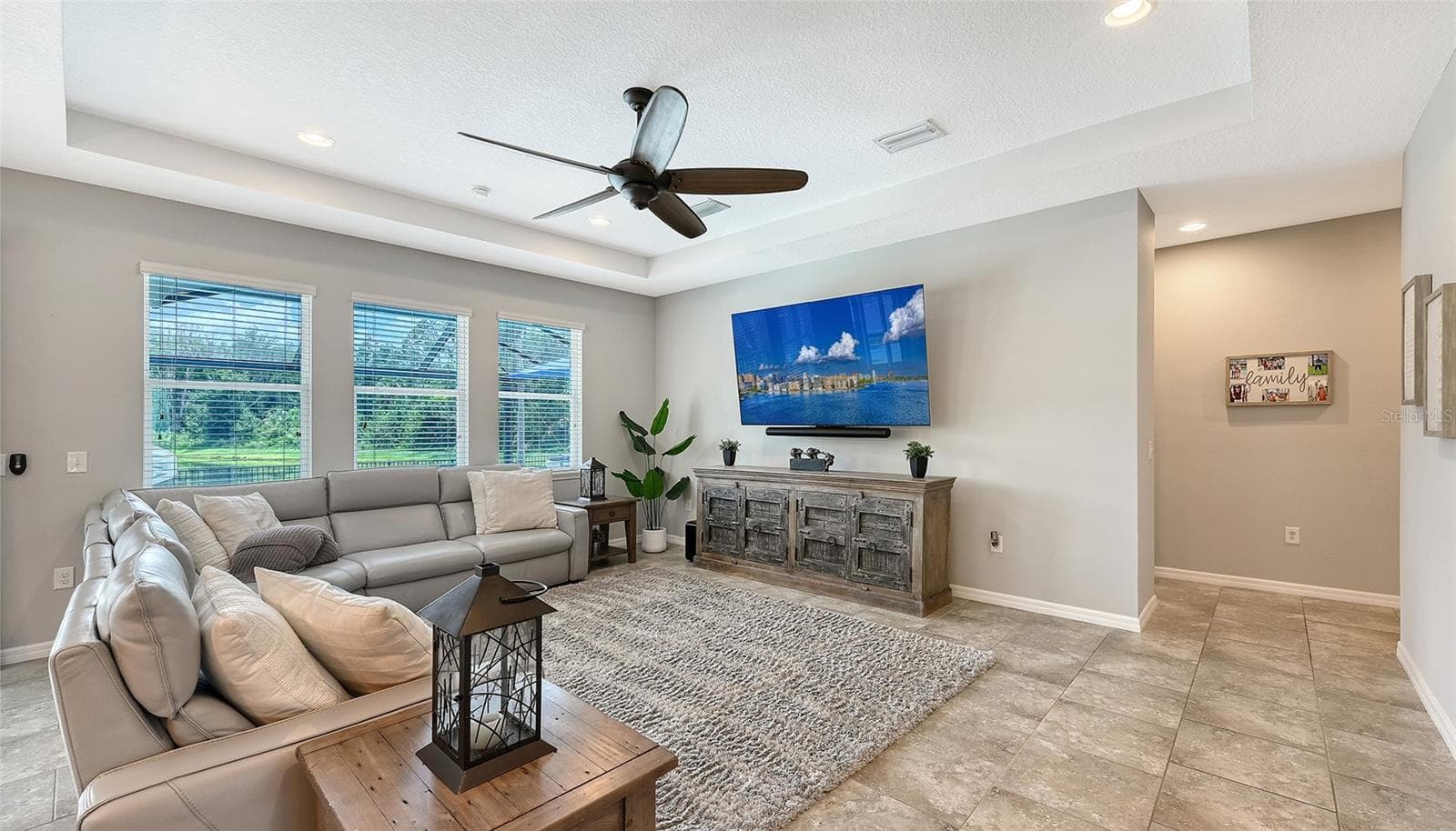 15112 LAS OLAS PLACE — photo 8 of 75