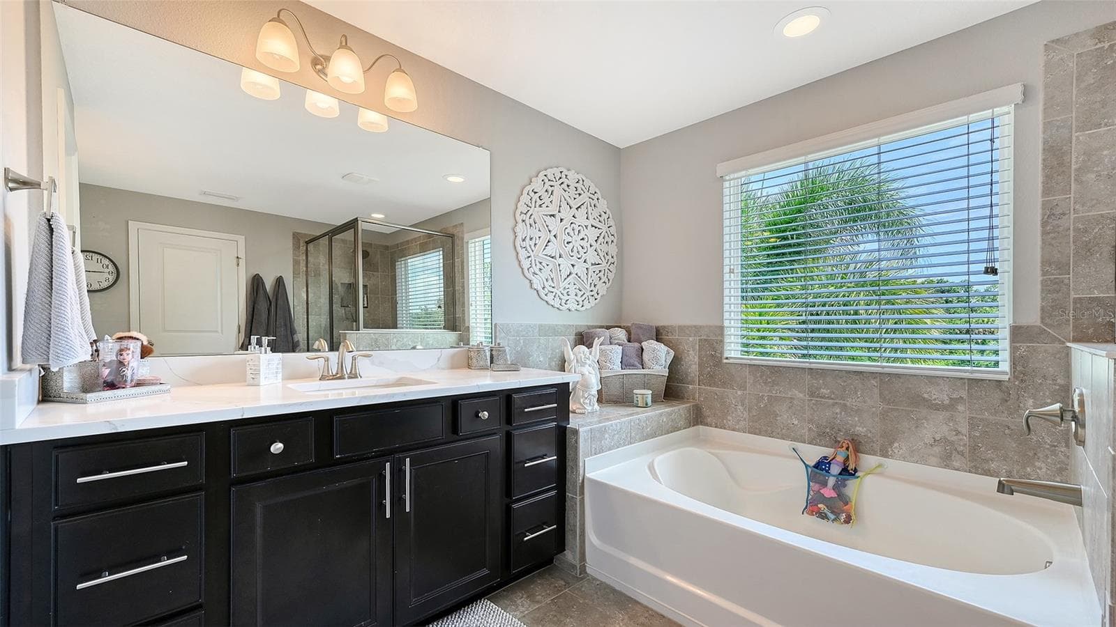 15112 LAS OLAS PLACE — photo 31 of 75