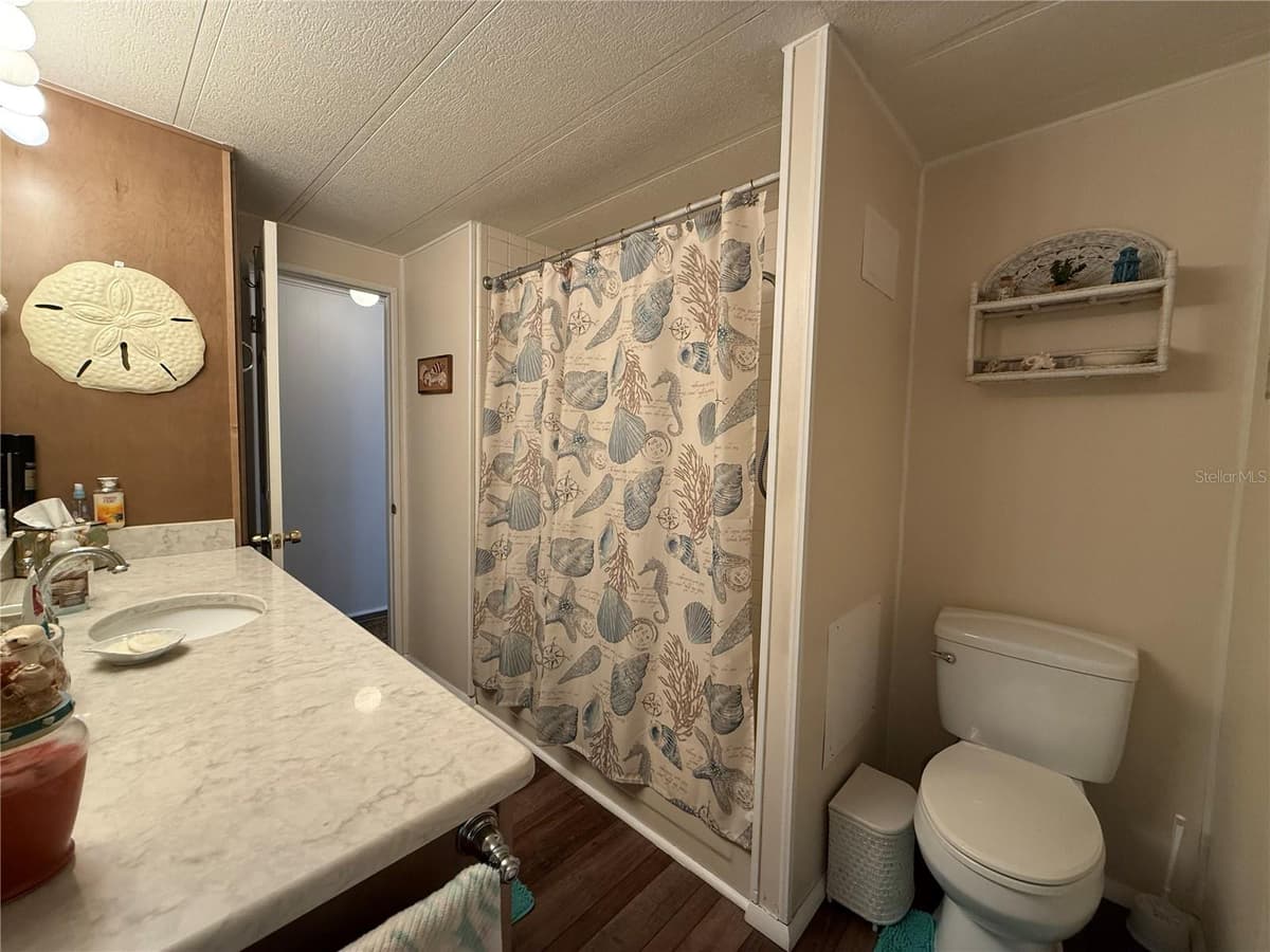 21 BOBWHITE ROAD — photo 15 of 25
