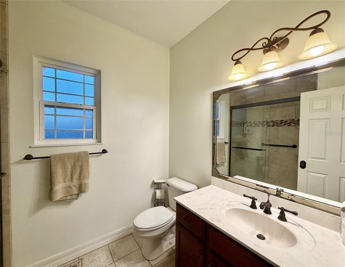 1043 COUNTY ROAD 21B — photo 15 of 47
