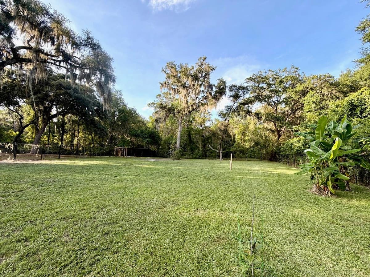 1043 COUNTY ROAD 21B — photo 38 of 47