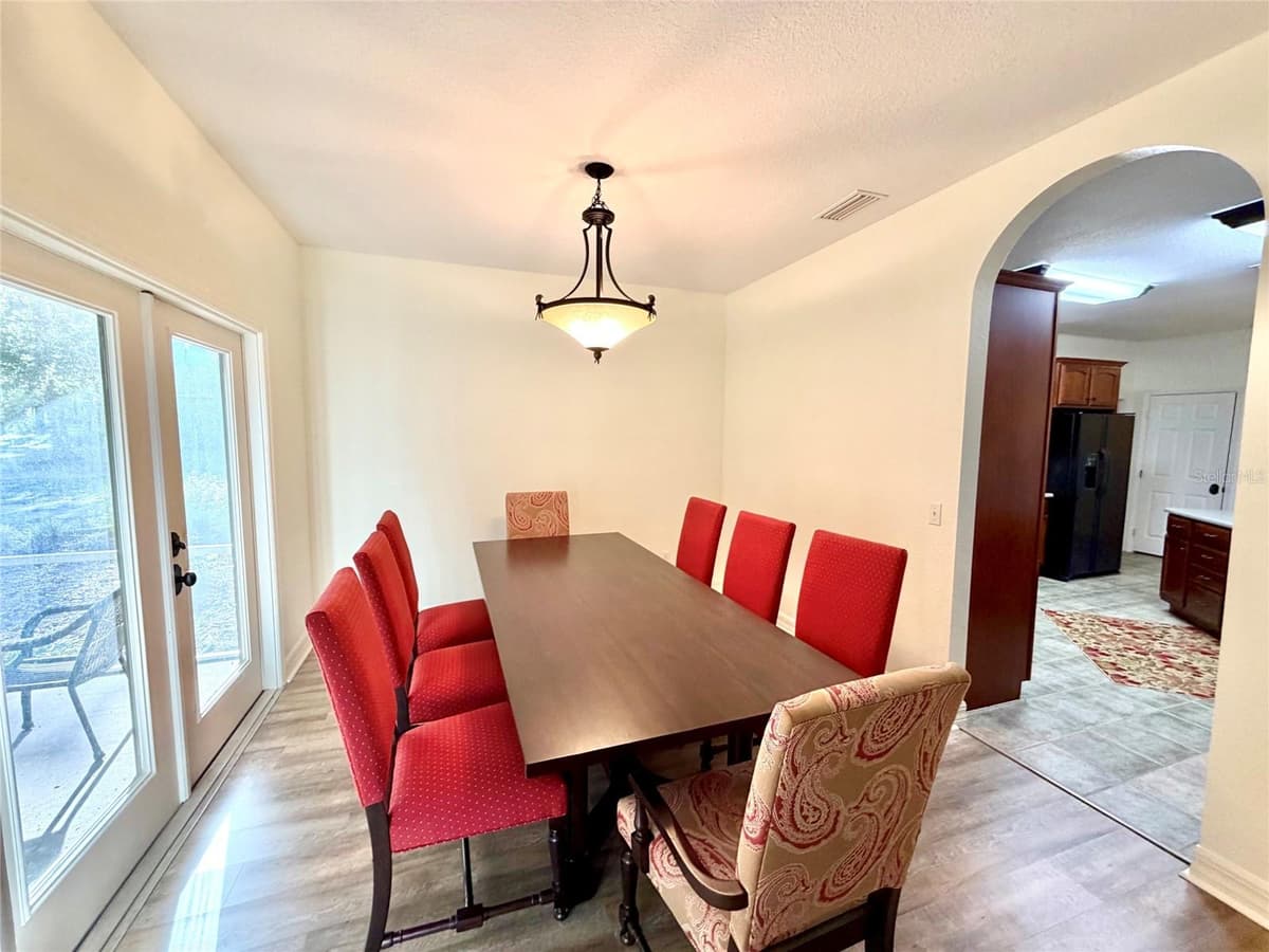 1043 COUNTY ROAD 21B — photo 3 of 47