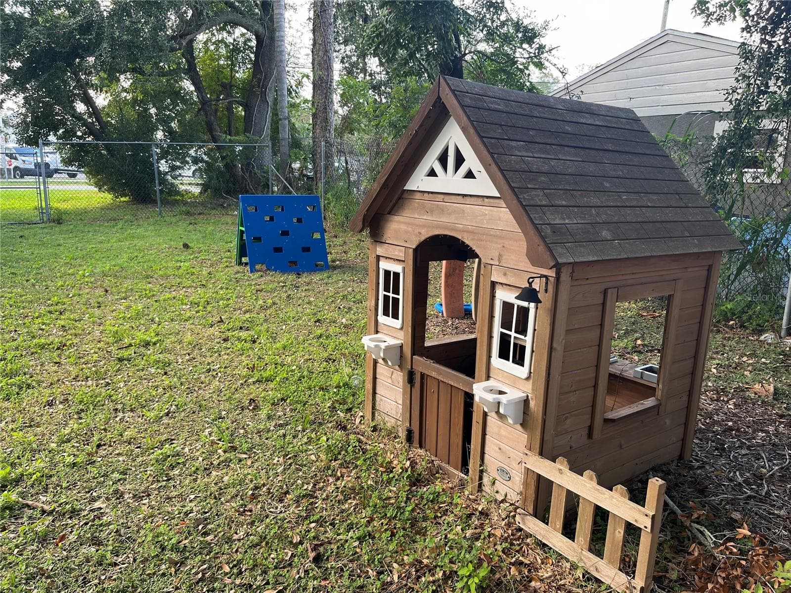 805 FERGUSON DRIVE — photo 15 of 55