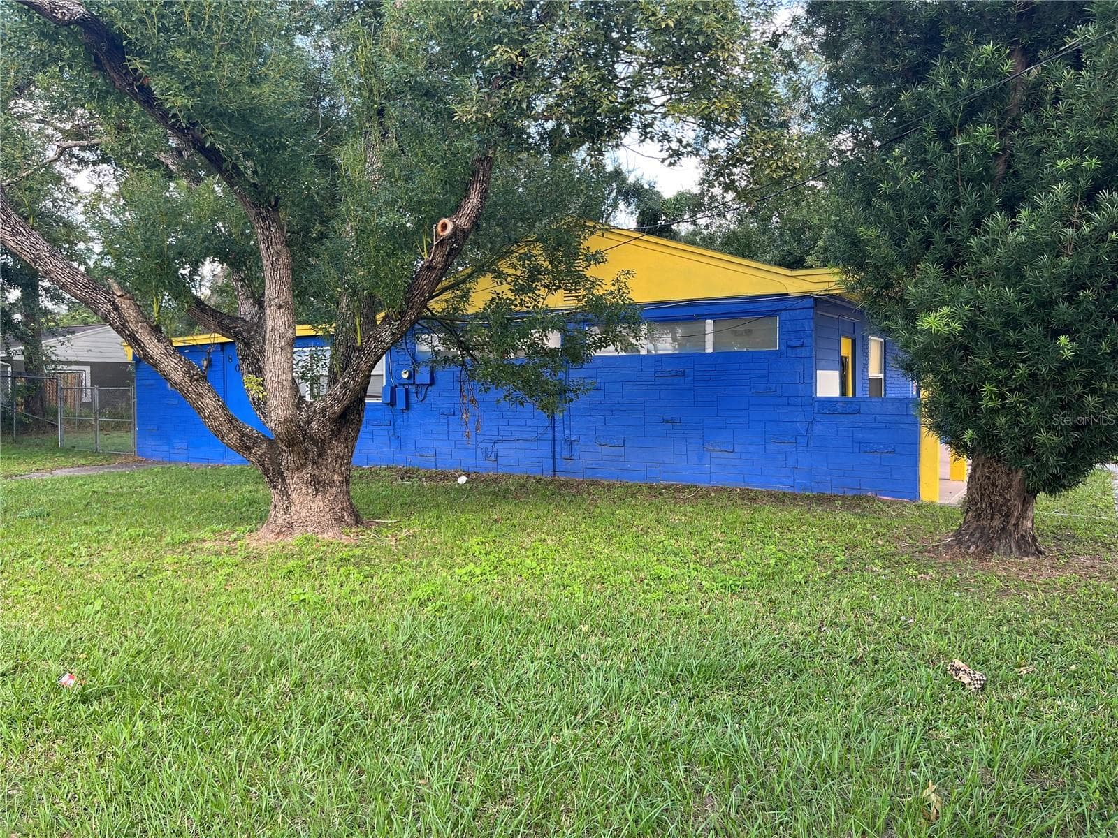 805 FERGUSON DRIVE — photo 9 of 55