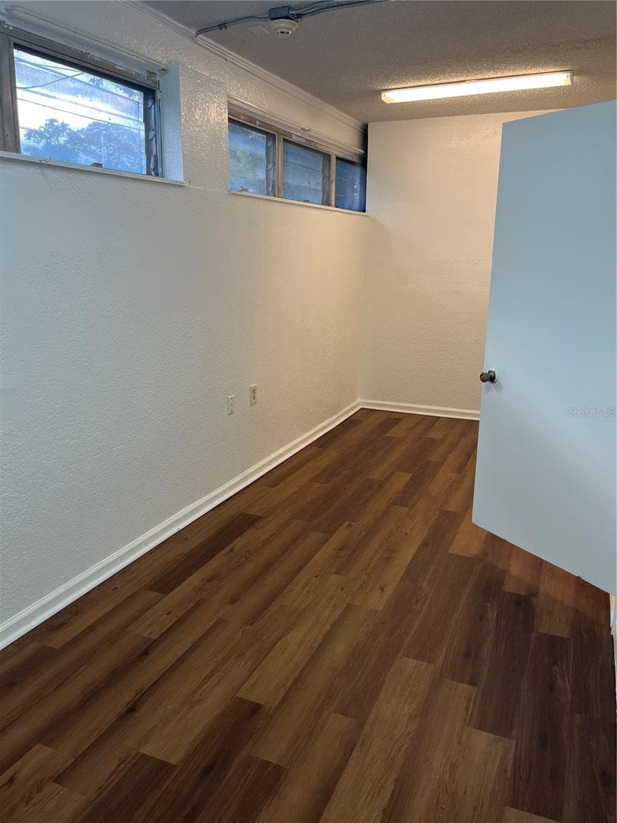 805 FERGUSON DRIVE — photo 38 of 55