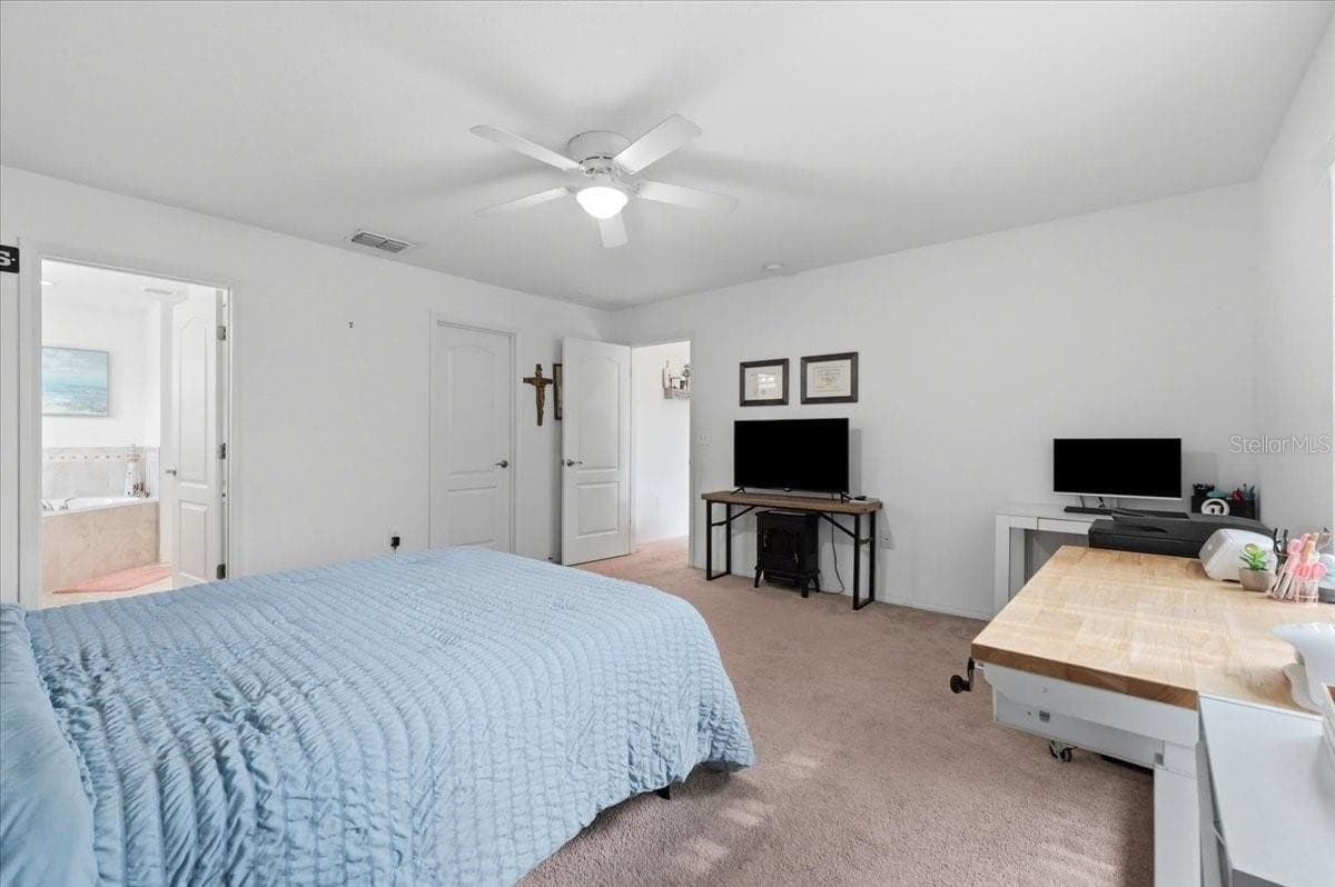 180 SOLIS DRIVE — photo 15 of 41