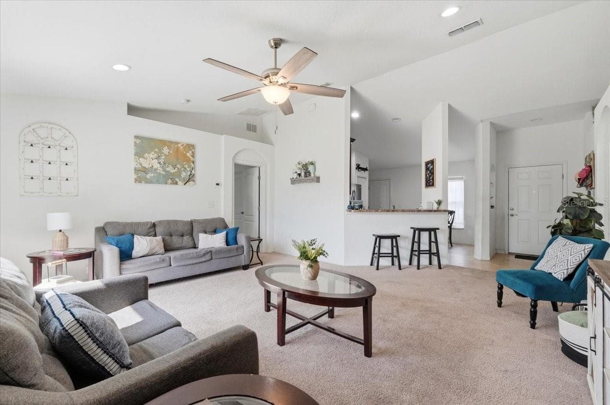 180 SOLIS DRIVE — photo 10 of 41