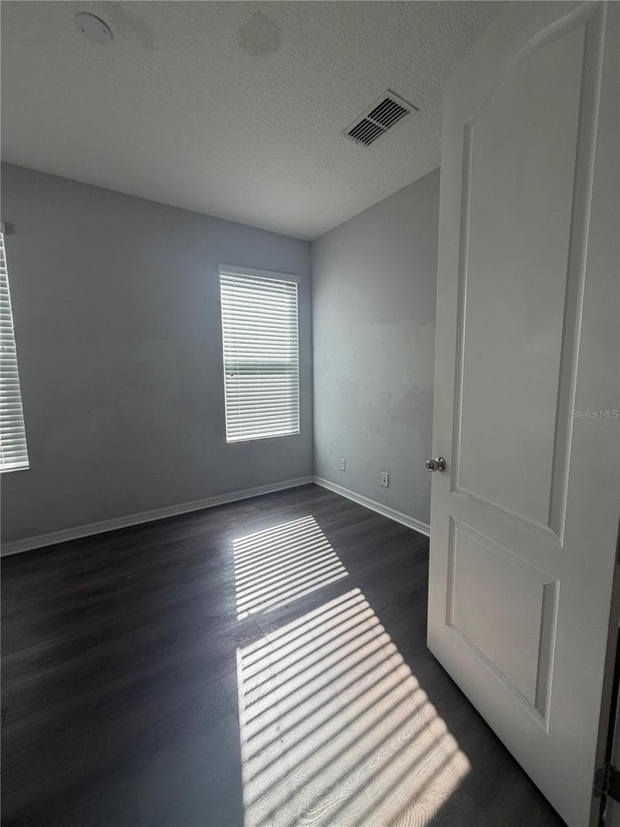 11400 CENTER LAKE DRIVE — photo 9 of 19