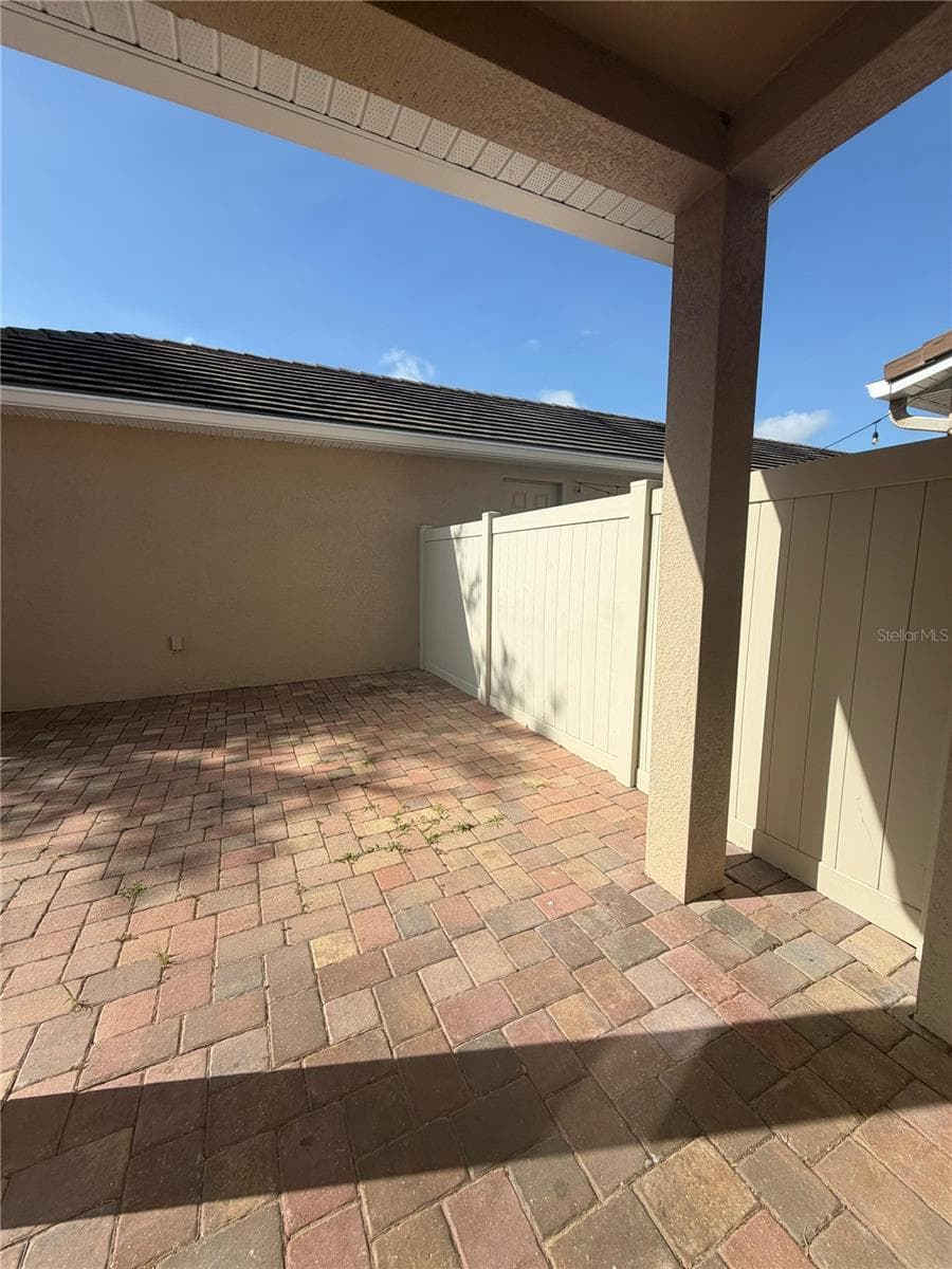 11400 CENTER LAKE DRIVE — photo 19 of 19