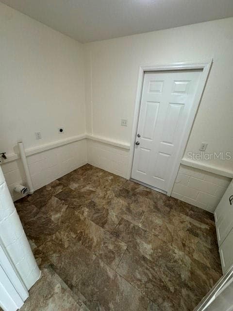 609 GRAY AVENUE — photo 20 of 38