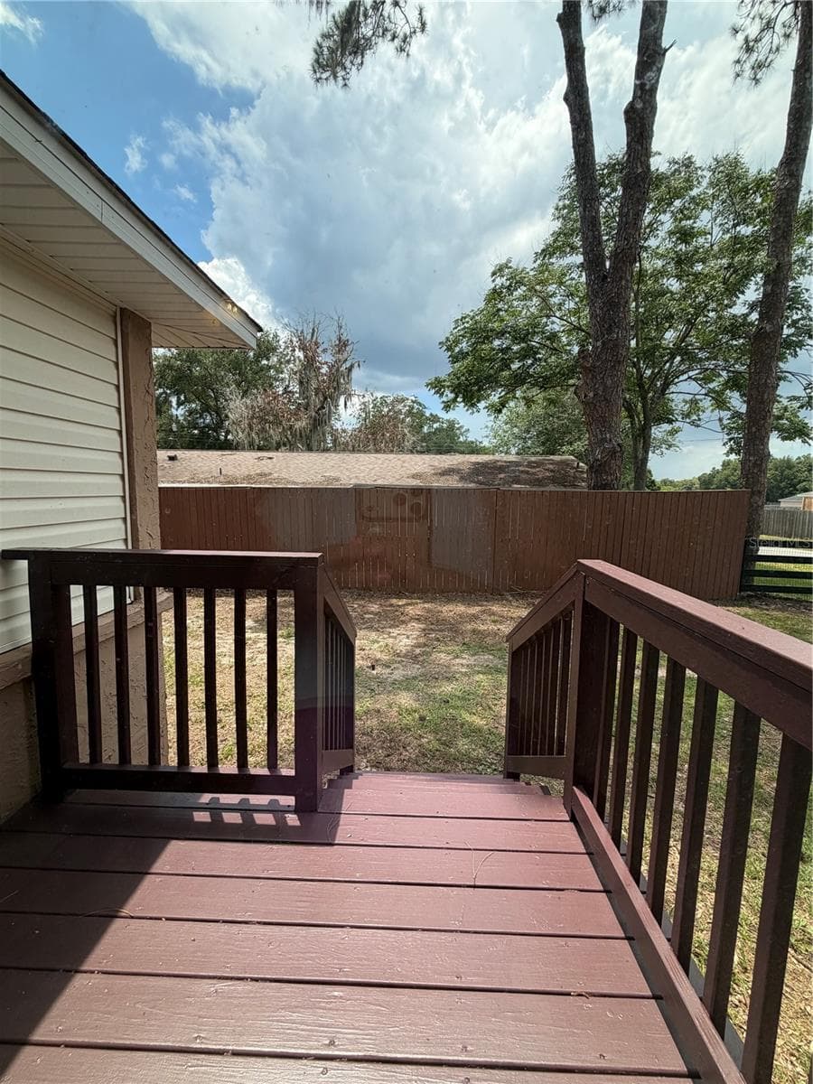 609 GRAY AVENUE — photo 18 of 38