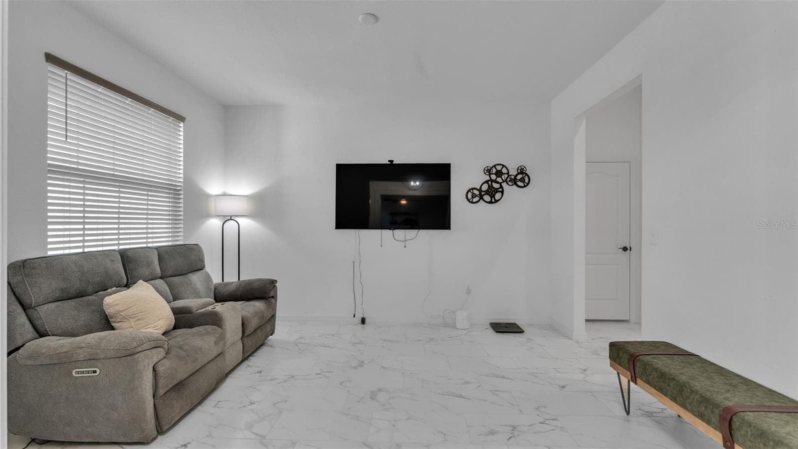 1029 BERGAMOT DRIVE — photo 18 of 62