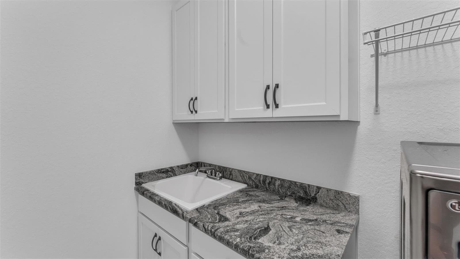 1029 BERGAMOT DRIVE — photo 23 of 62