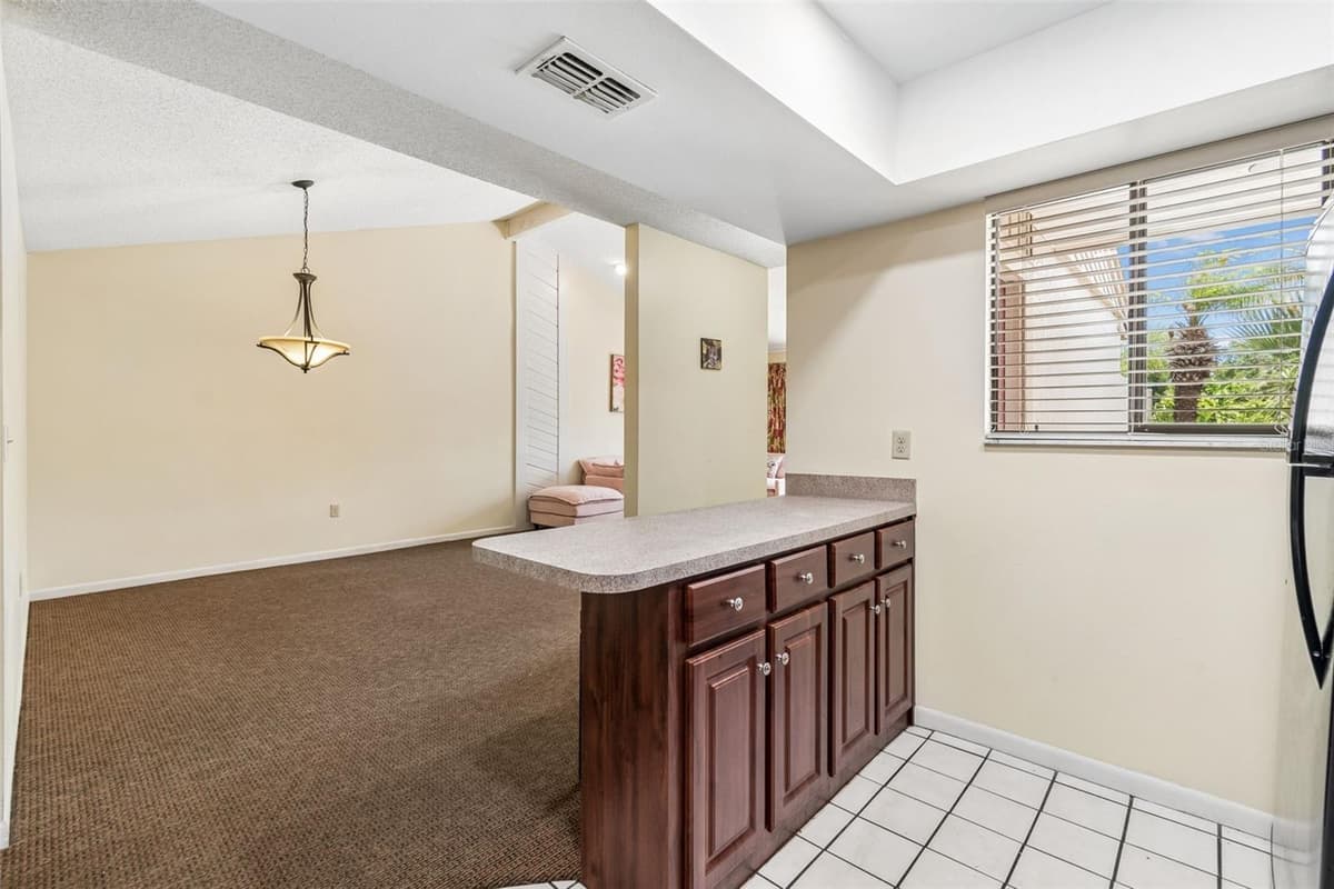 4243 OAK LOOP — photo 10 of 26
