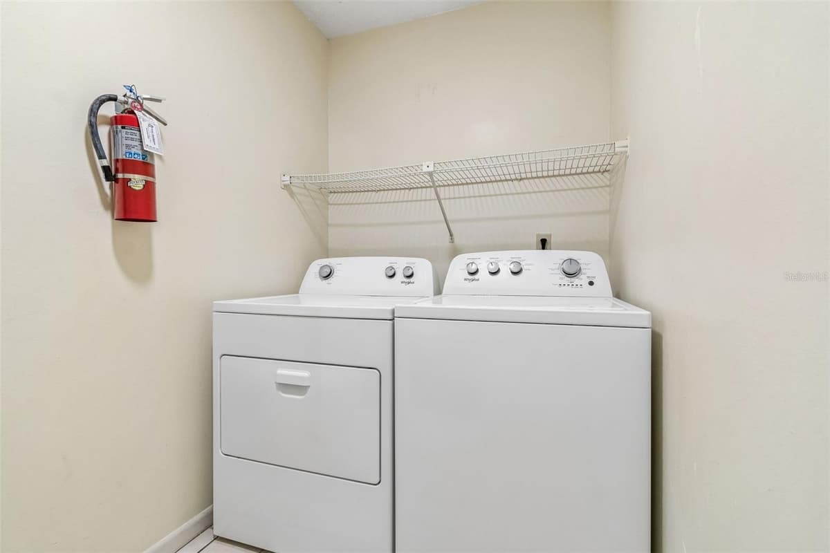 4243 OAK LOOP — photo 19 of 26