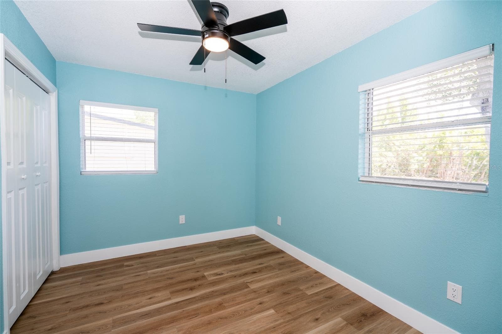 415 COUNTRY CLUB DRIVE — photo 18 of 22