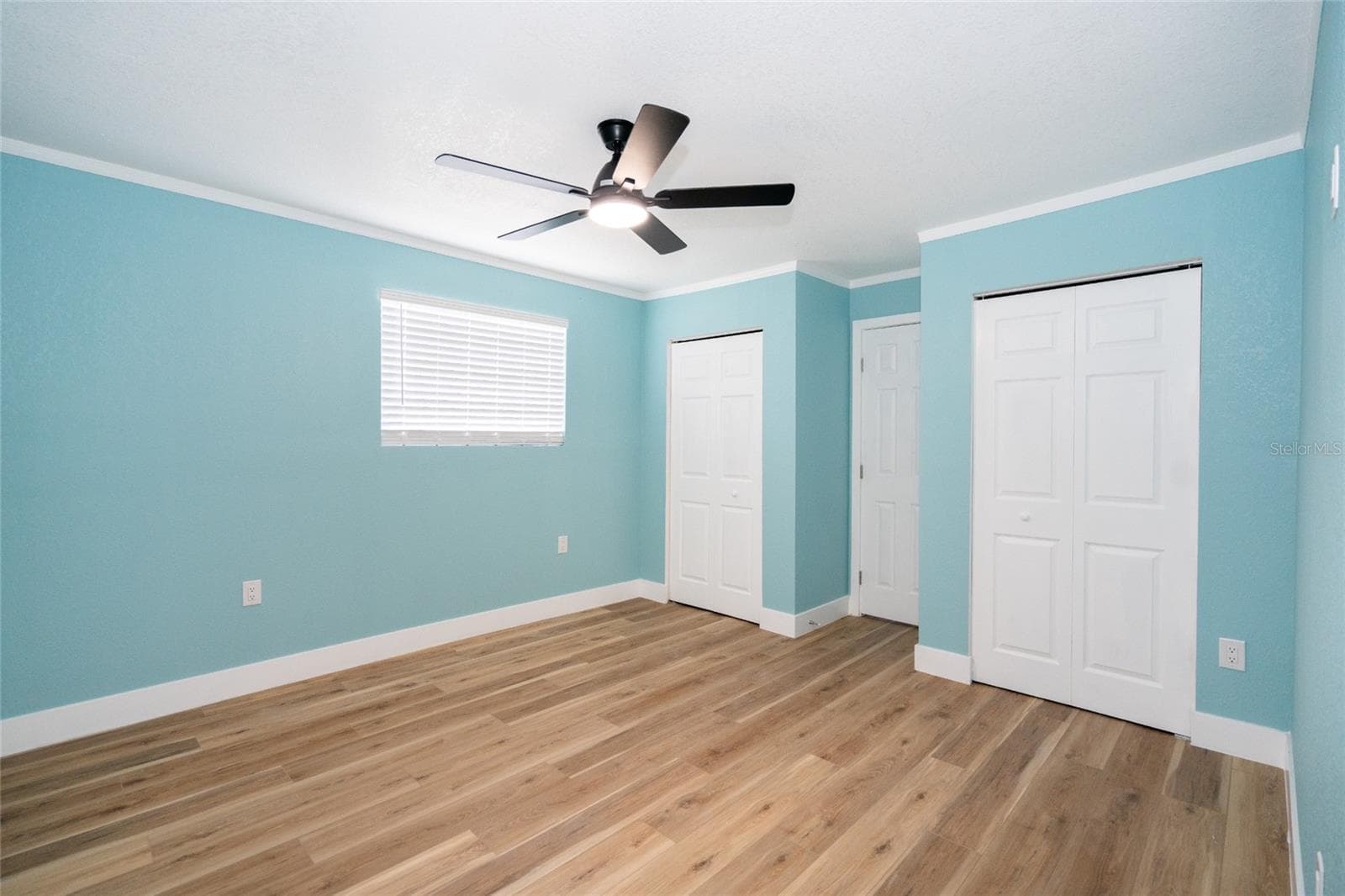 415 COUNTRY CLUB DRIVE — photo 16 of 22