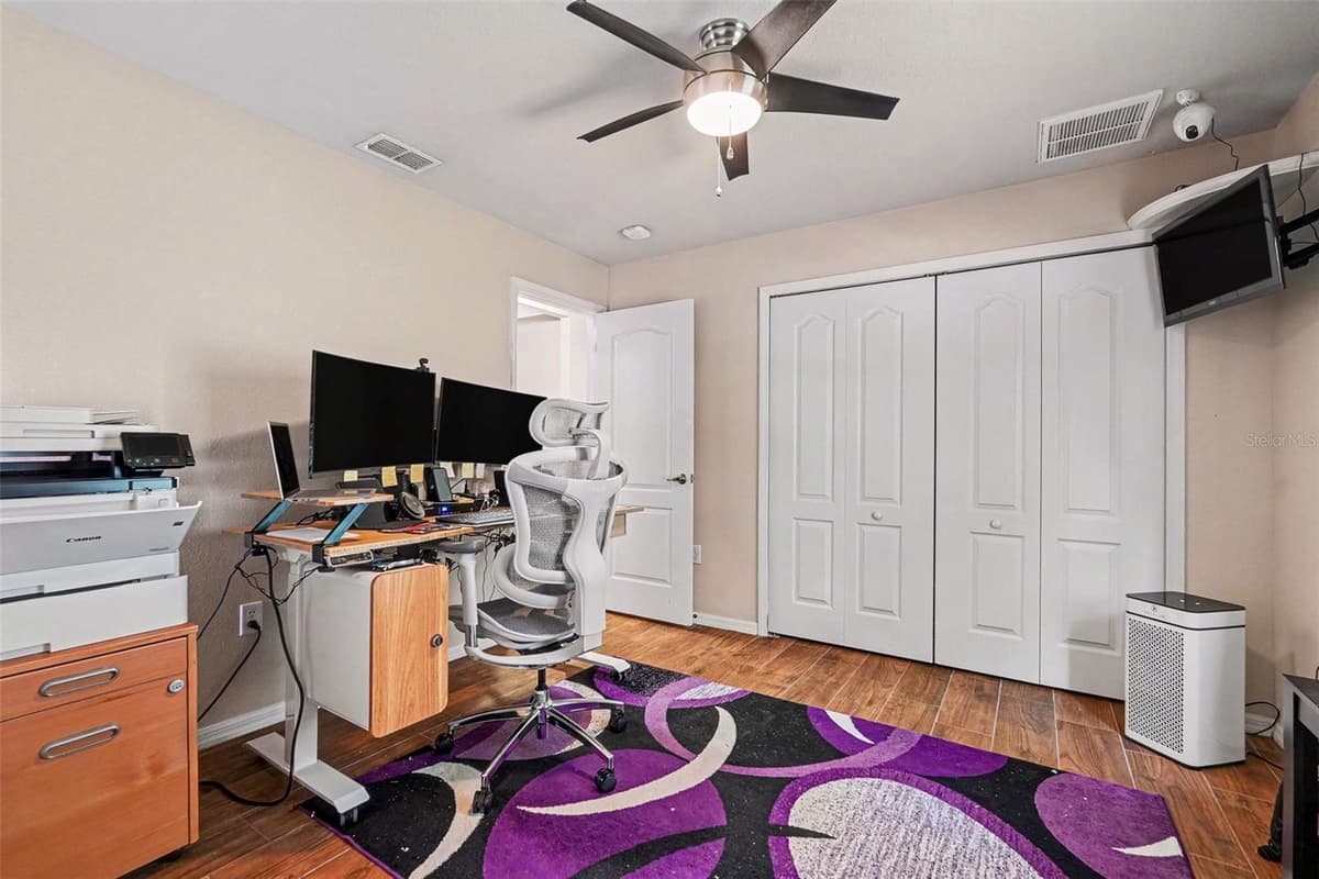 6350 BILTMORE AVENUE — photo 16 of 32