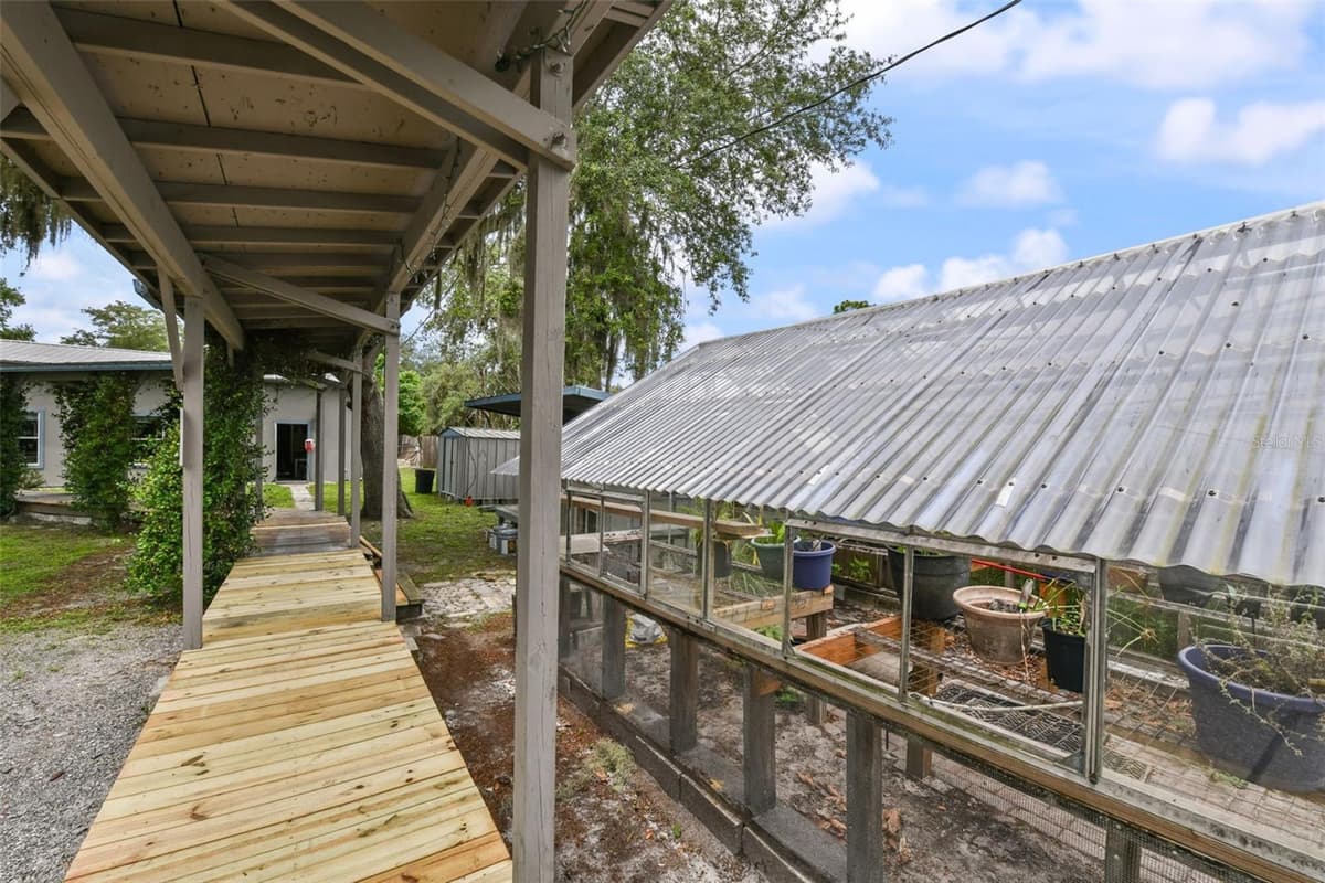 2036 LAKE VIEW AVENUE — photo 33 of 97