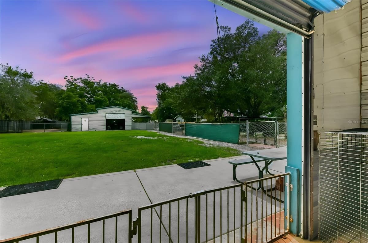 2036 LAKE VIEW AVENUE — photo 97 of 97