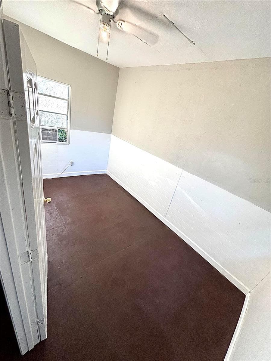 215 BUENA VISTA DRIVE — photo 15 of 19
