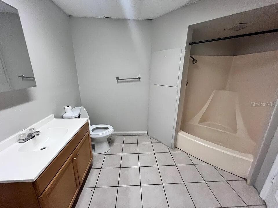 215 BUENA VISTA DRIVE — photo 12 of 19