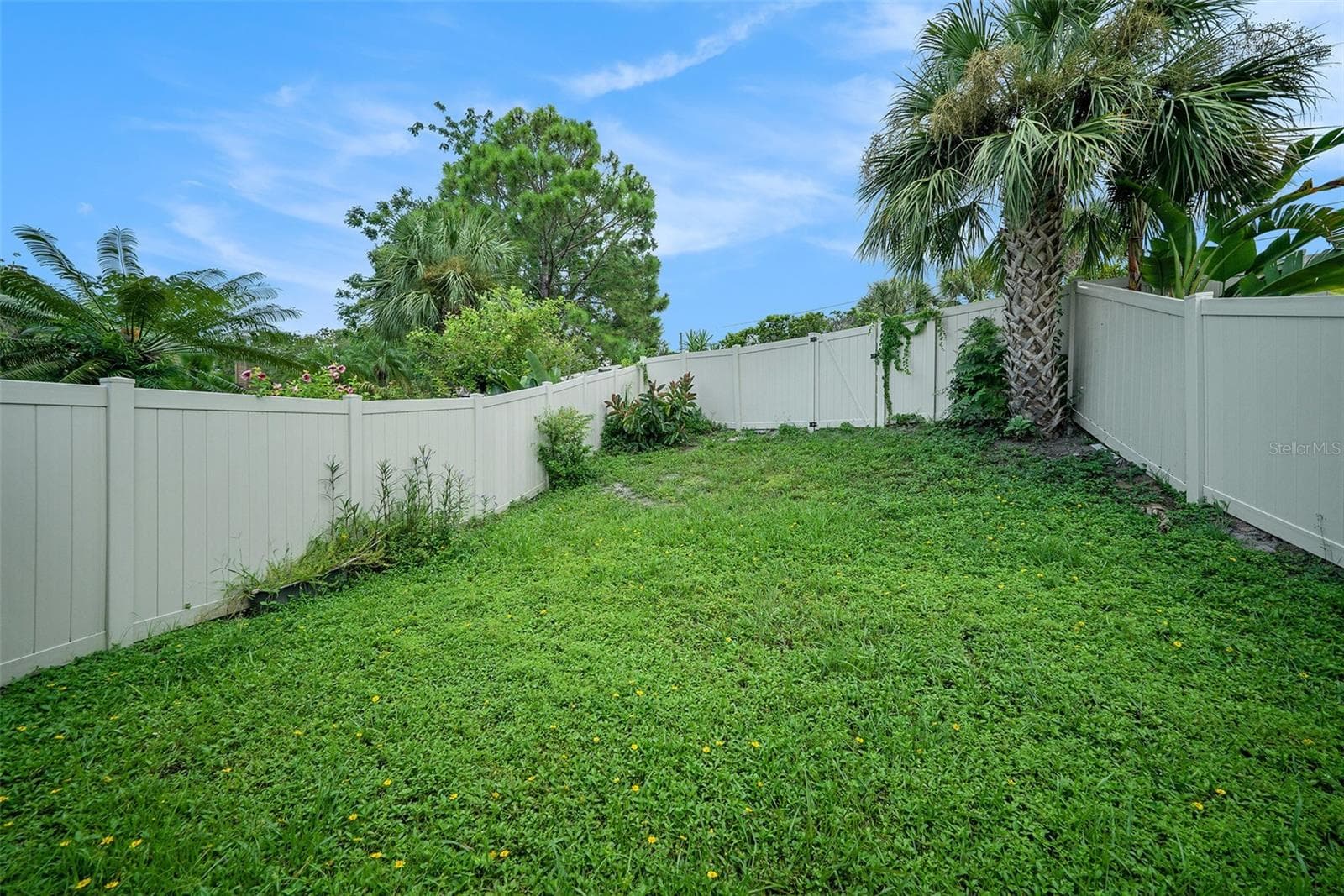 1923 BAYSHORE COURT — photo 24 of 26