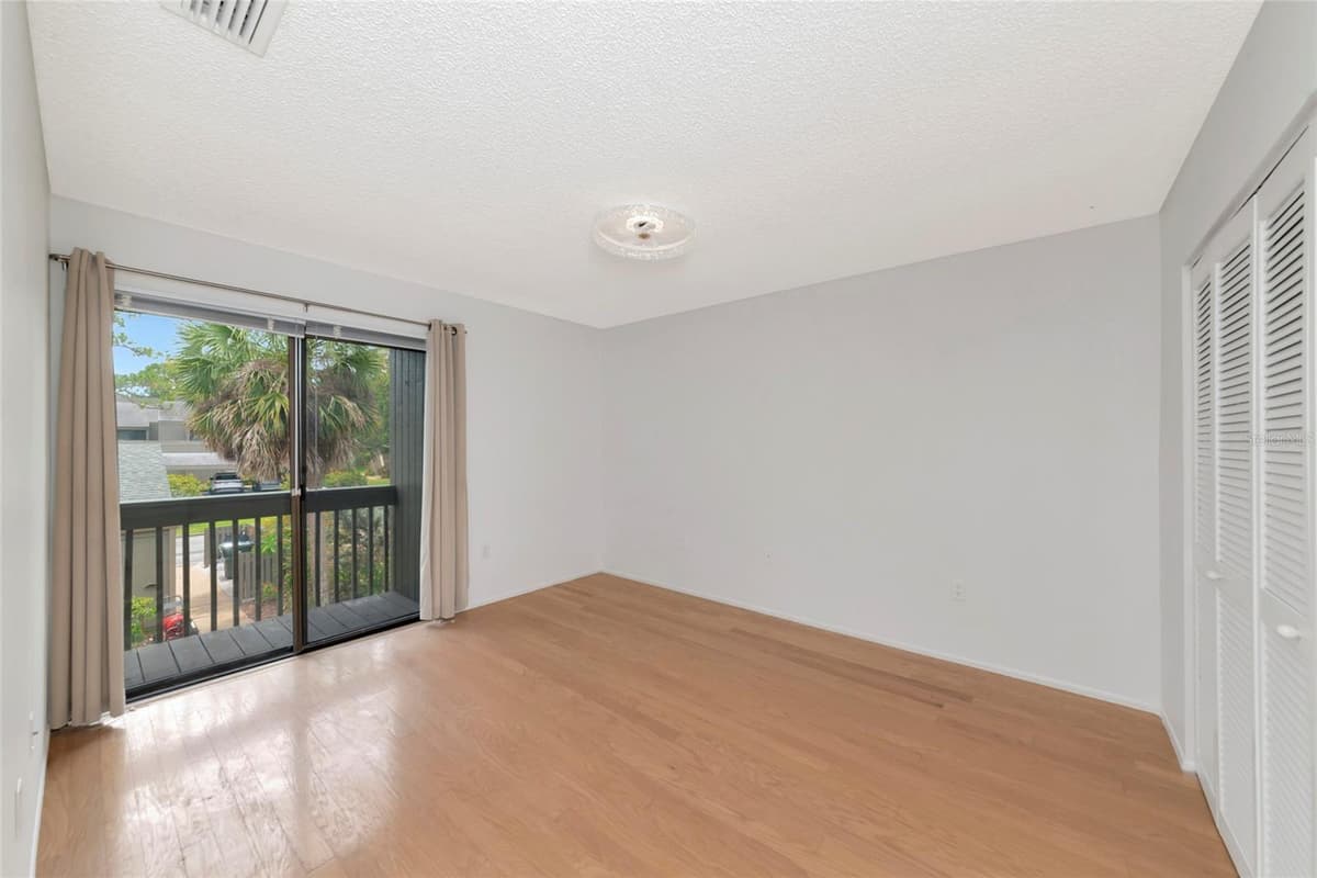 116 WOODLAND PLACE — photo 31 of 45